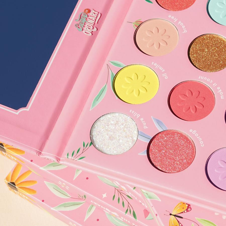 Escape The Ordinary Eyeshadow Palette
